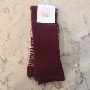 Burgundy printed boot socks